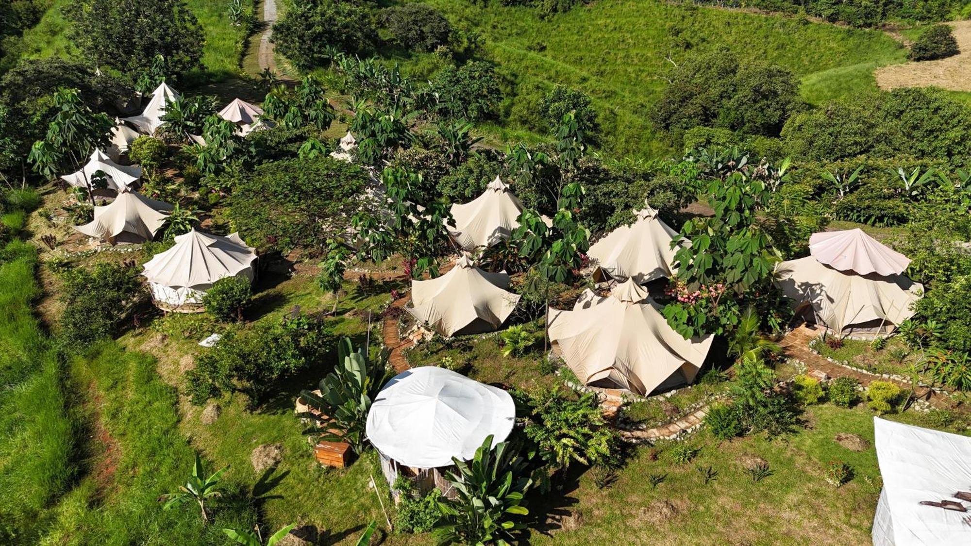 Holos Retreat Center: The Entire Ridge Basecamp Baru المظهر الخارجي الصورة